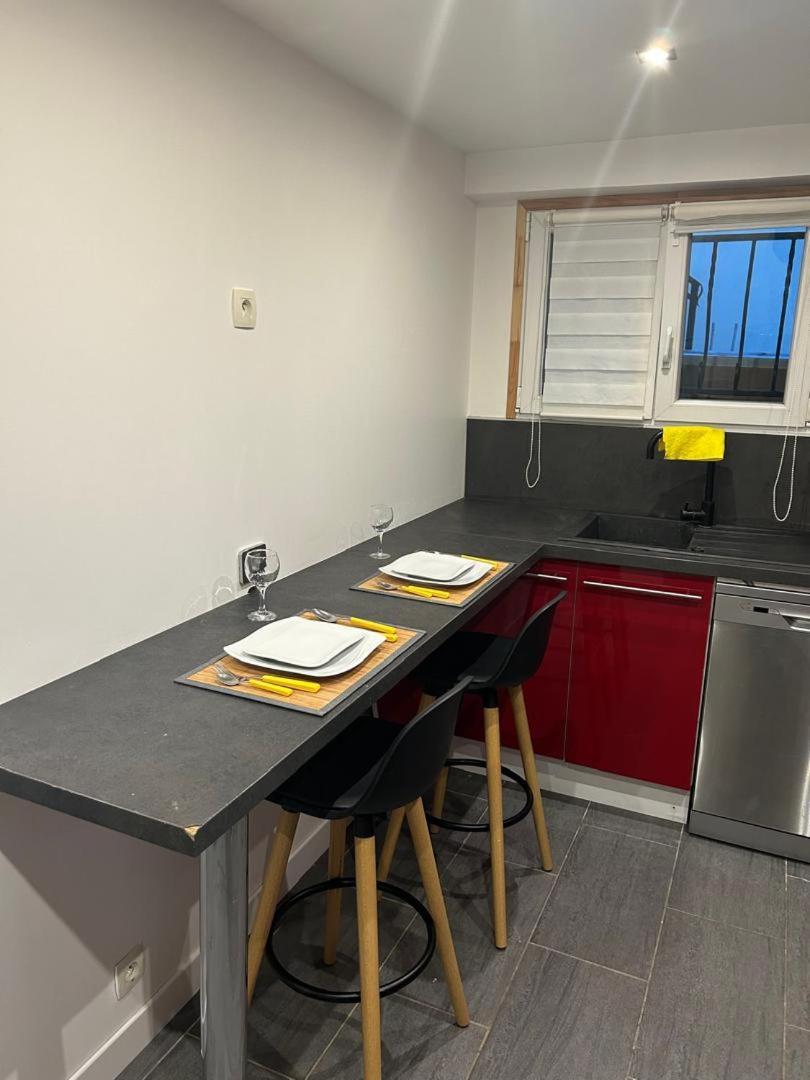 Chez Joselyne Bezons